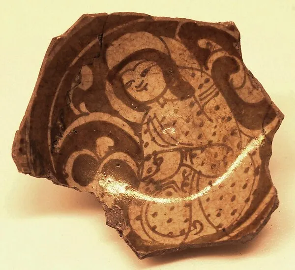 Fragment of a Bowl — تصویر رکورد موزهٔ متروپولیتن (دسترسی آزاد)