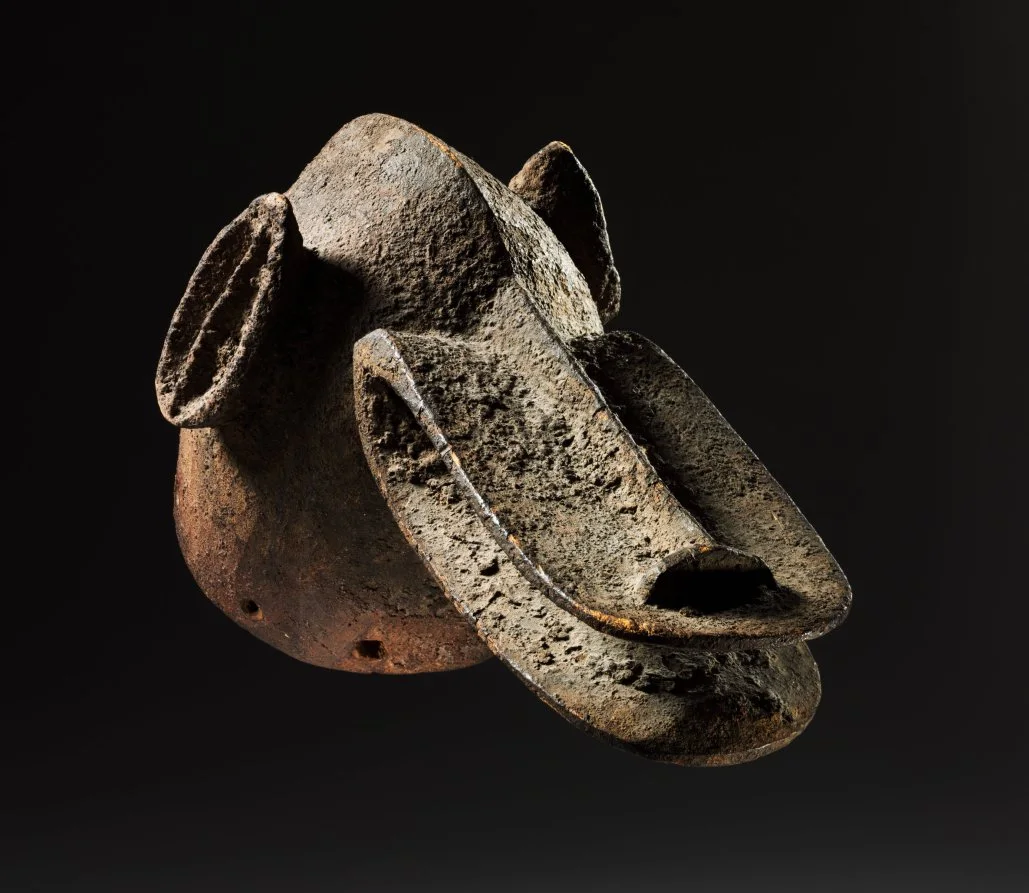 Helmet Mask — تصویر رکورد موزهٔ هنر کلیولند (دسترسی آزاد)
