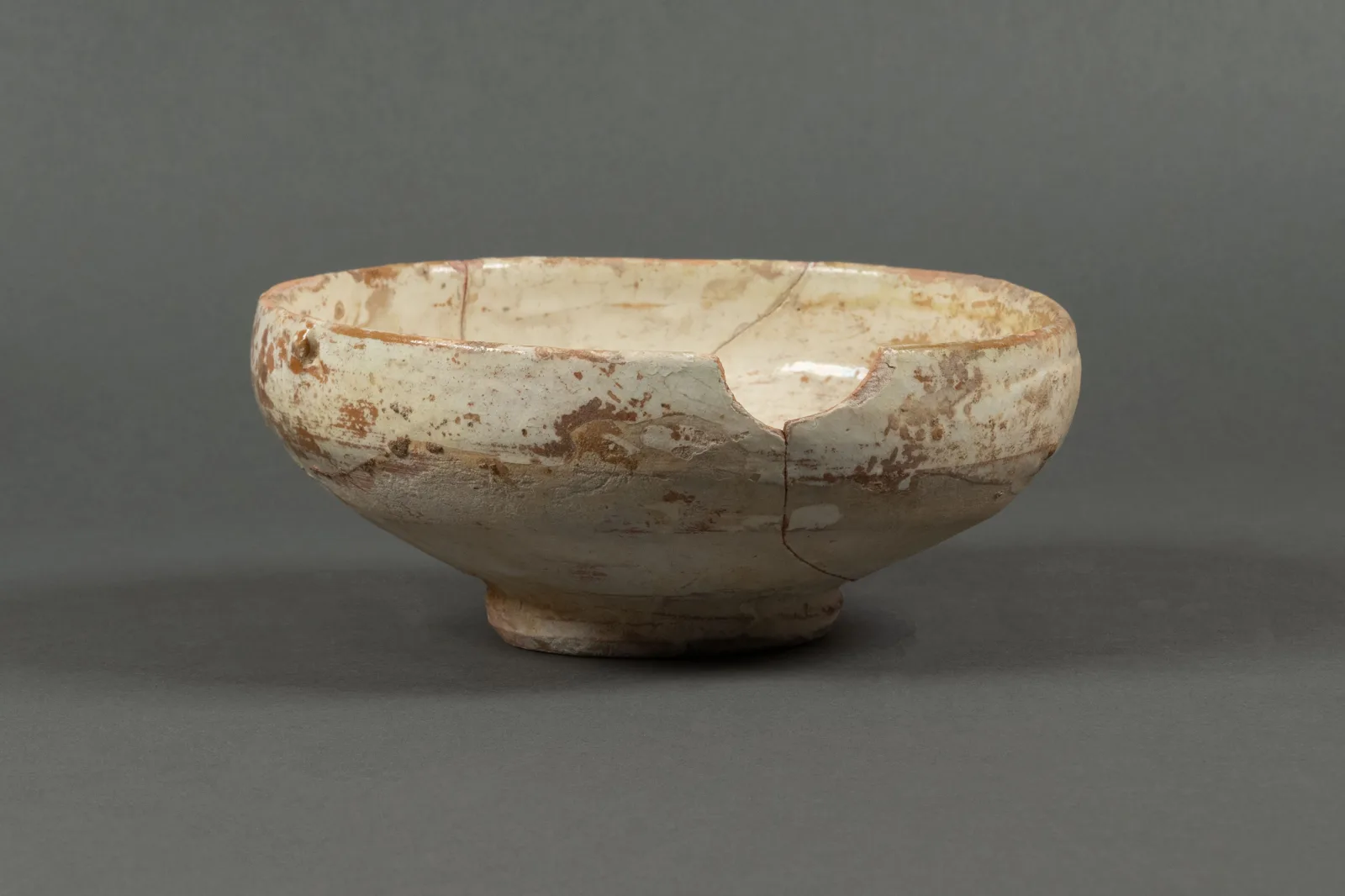 Bowl — تصویر رکورد موزهٔ متروپولیتن (دسترسی آزاد)