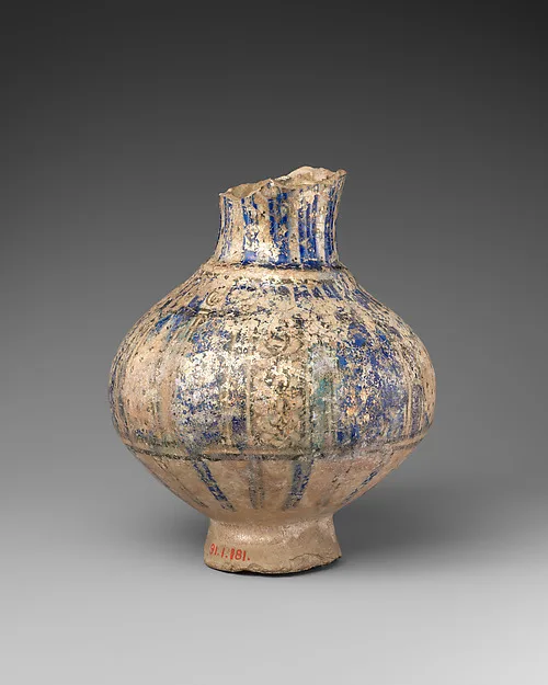 Fragmentary Ewer — تصویر رکورد موزهٔ متروپولیتن (دسترسی آزاد)
