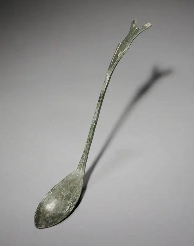 Spoon with Fish-Tail Design — تصویر رکورد موزهٔ هنر کلیولند (دسترسی آزاد) — شمارهٔ رکورد 1918.511