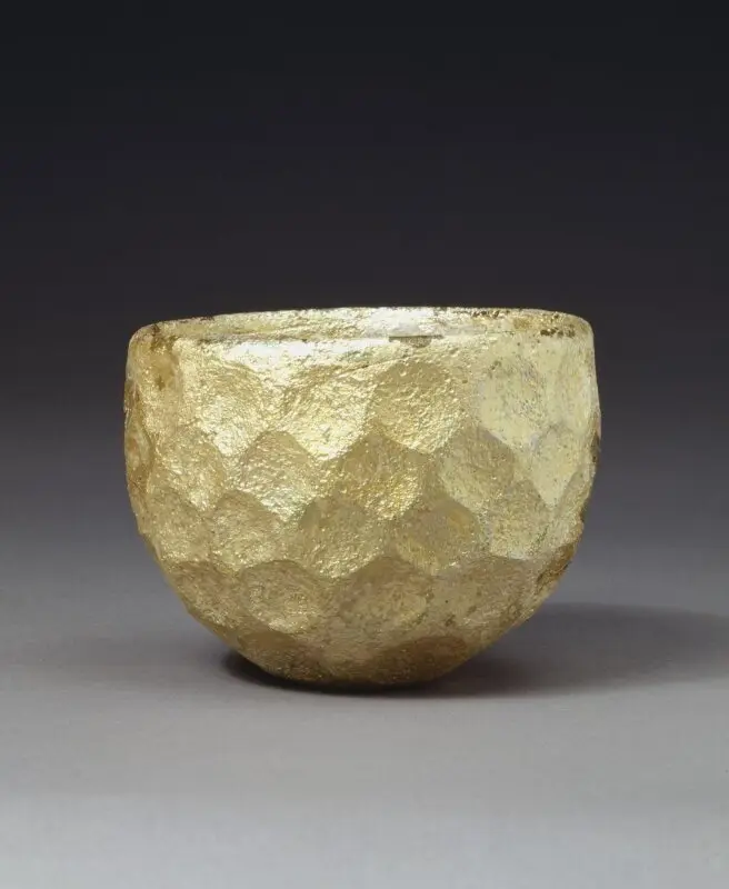 Bowl — تصویر رکورد موزهٔ ویکتوریا و آلبرت