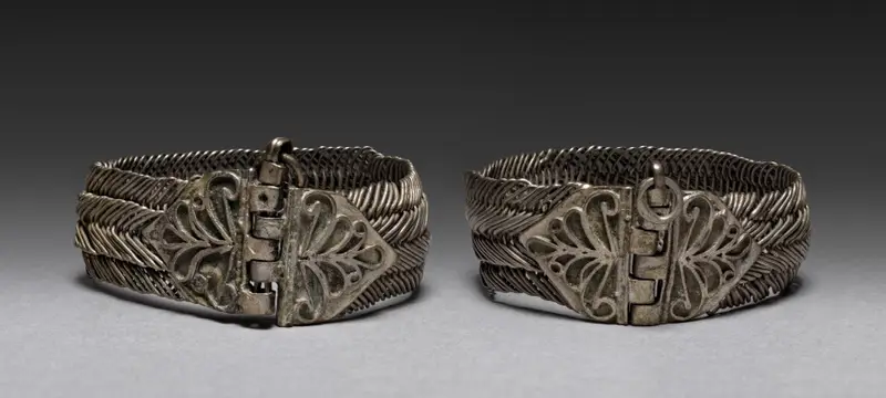 Bracelets — تصویر رکورد موزهٔ هنر کلیولند (دسترسی آزاد)