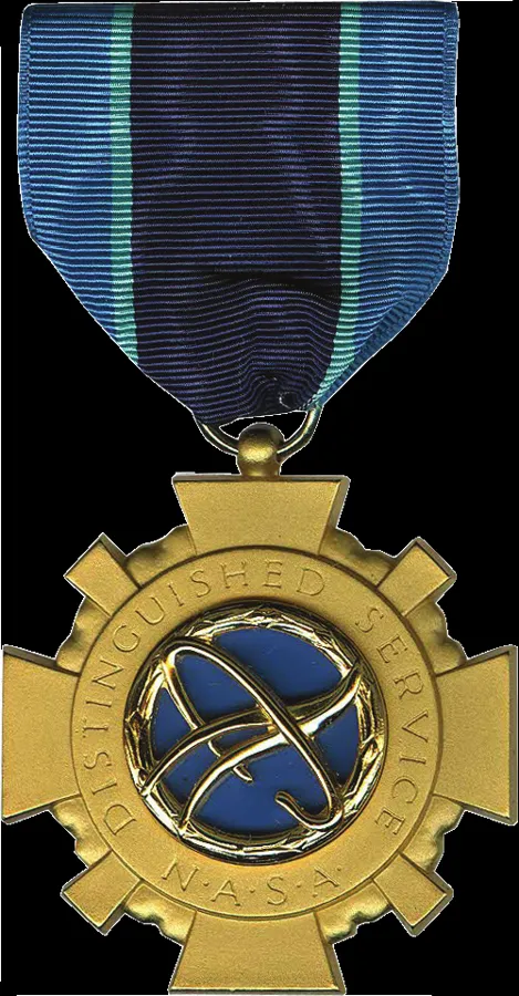 تصویر ویکی‌انبار برای «Distinguished Service Medal»