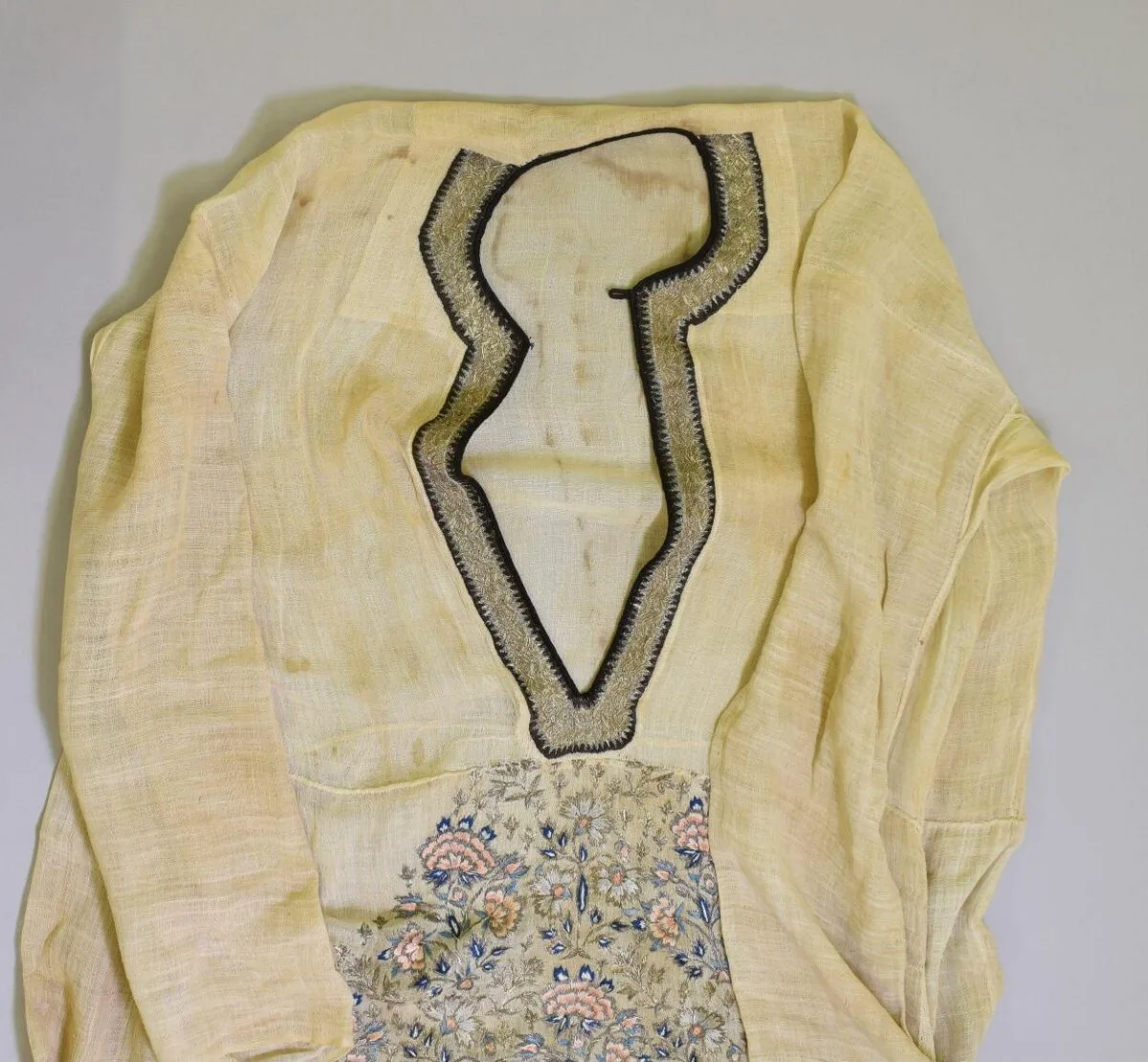 Blouse — تصویر رکورد موزهٔ ویکتوریا و آلبرت