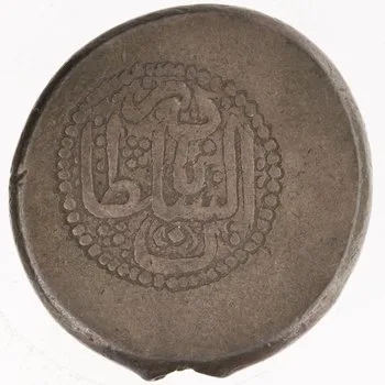 روی نمونهٔ موزه‌ای 1922.211.655 از این تیپ