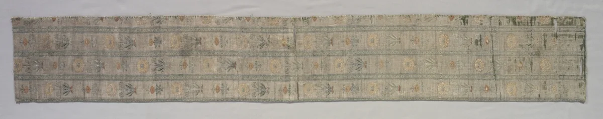 Surround for Turkish Silk Cushion Cover — تصویر رکورد موزهٔ هنر کلیولند (دسترسی آزاد)