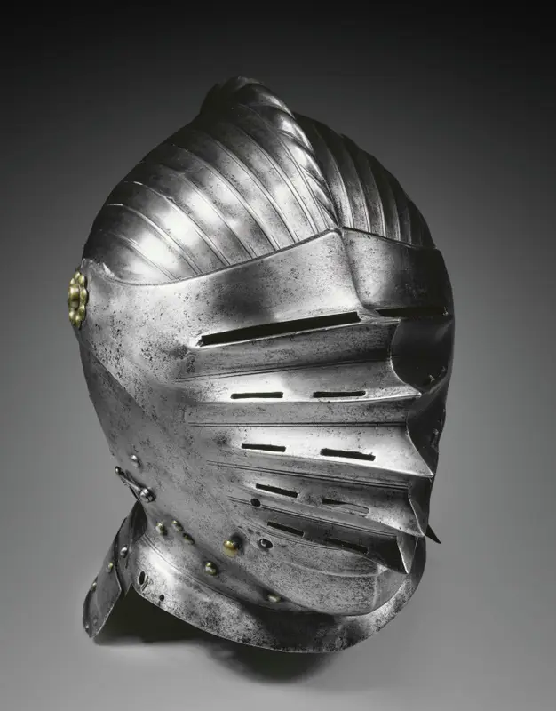 Close Helmet in Maximilian Style — تصویر رکورد موزهٔ هنر کلیولند (دسترسی آزاد)