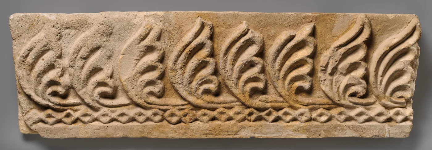 Wall decoration with vegetal and geometric design — تصویر رکورد موزهٔ متروپولیتن (دسترسی آزاد)