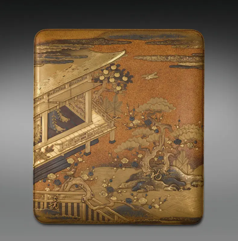 Writing Box (Suzuribako) with the “First Song” (Hatsune) Chapter from the Tale of Genji (lid) — تصویر رکورد موزهٔ هنر کلیولند (دسترسی آزاد)
