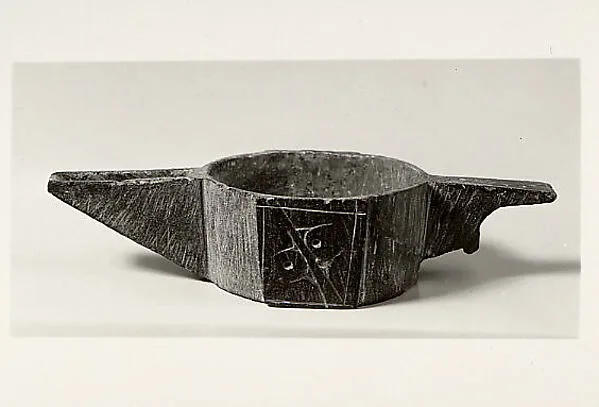 چراغ — نمای تکمیلی ثبتشده در رکورد موزه