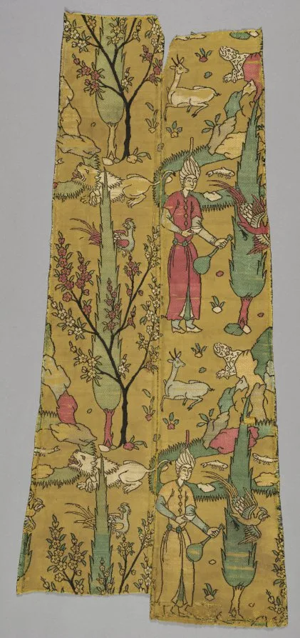 ساقیان در طبیعت، از یک ردا — نمای تکمیلی ثبت‌شده در رکورد موزه