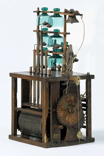 Musikuhr mit Kapuziner, Johann Wehrle, Neukirch, um 1770. — تصویر رکورد یوروپیانا