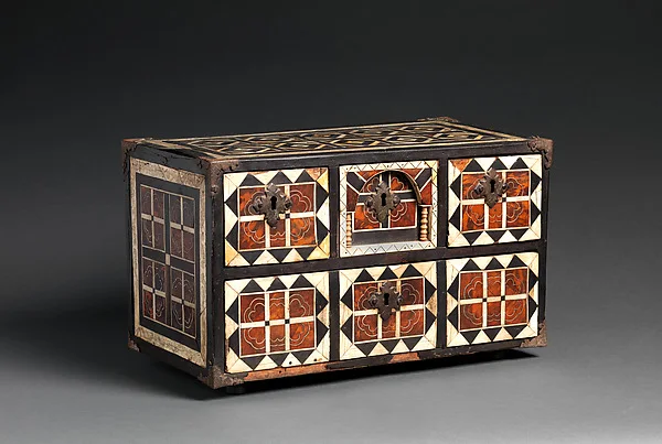 Writing Box — تصویر رکورد موزهٔ متروپولیتن (دسترسی آزاد)