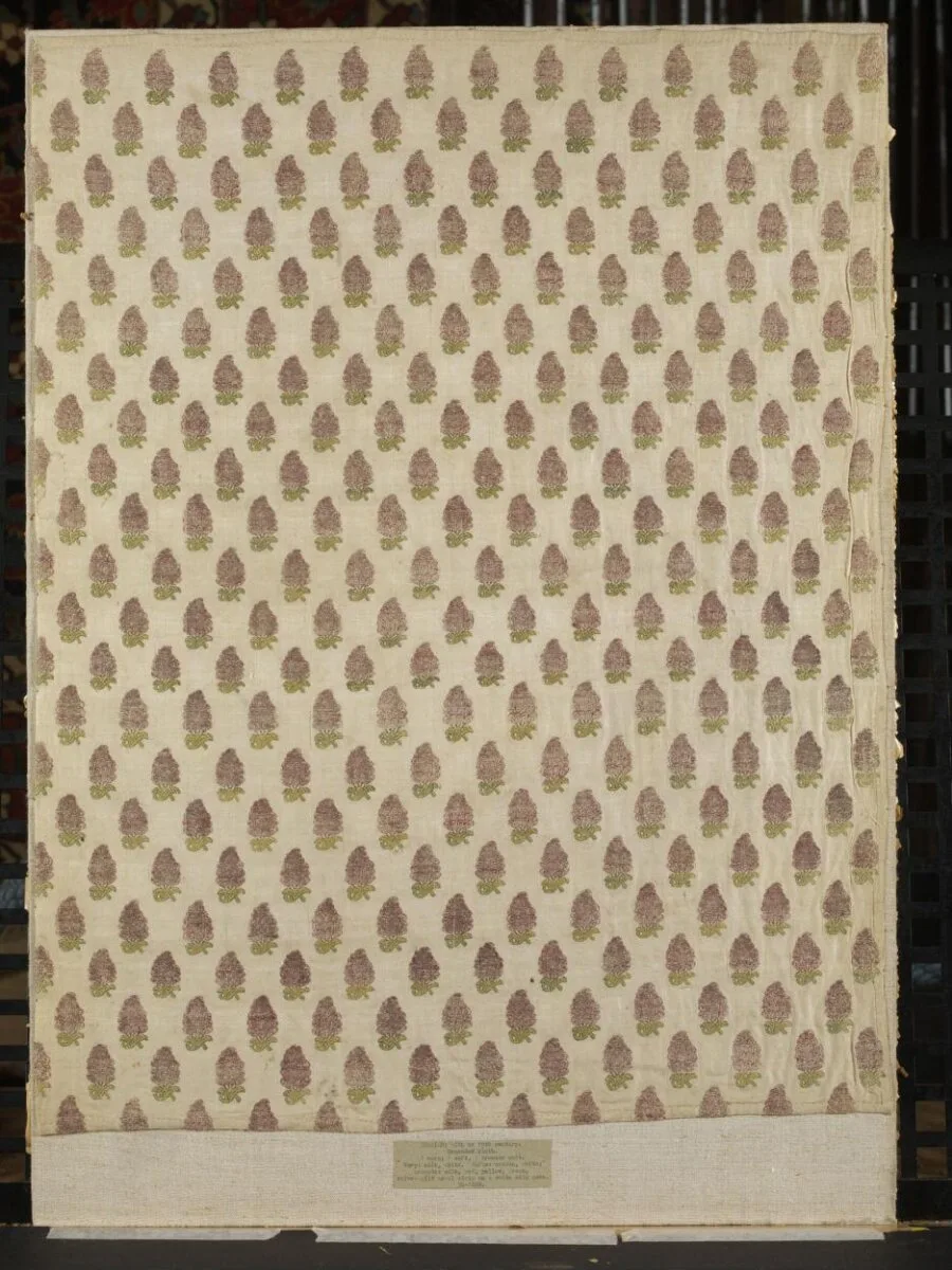 Silk panel — تصویر رکورد موزهٔ ویکتوریا و آلبرت