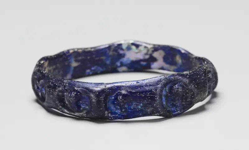Bracelet — تصویر رکورد موزهٔ هنر کلیولند (دسترسی آزاد)