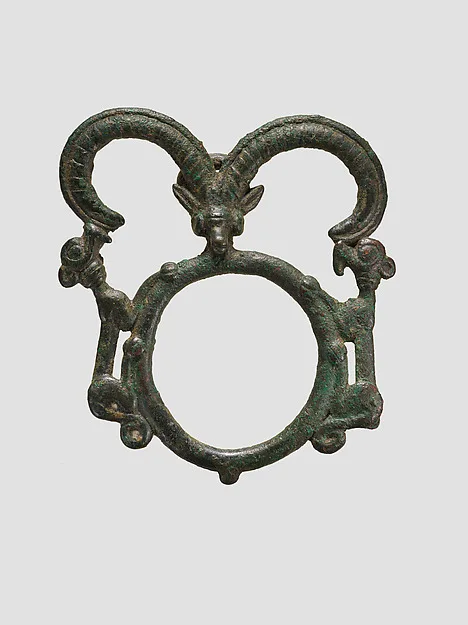 Harness ring — تصویر رکورد موزهٔ متروپولیتن (دسترسی آزاد)
