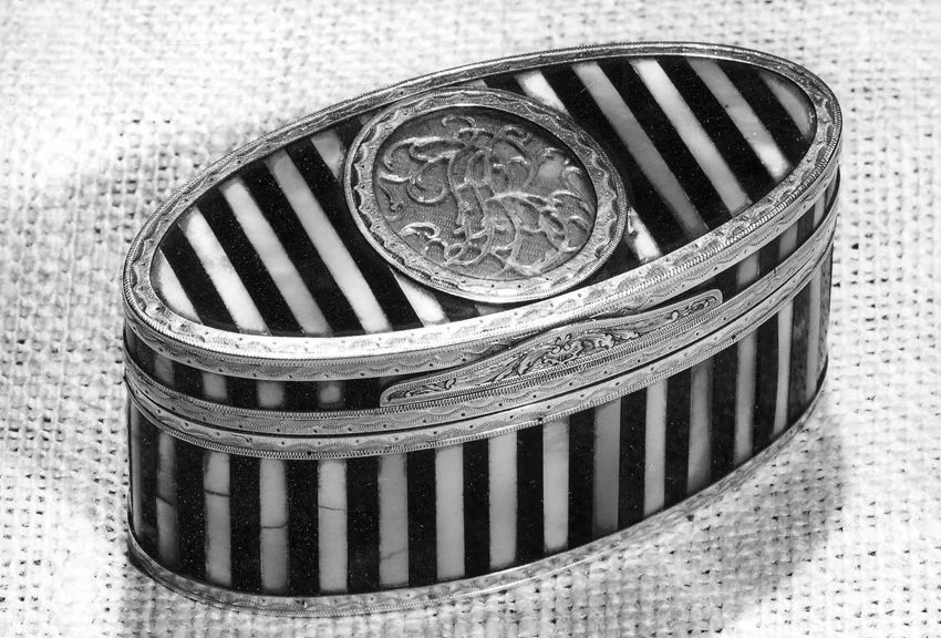 snuff box — تصویر رکورد یوروپیانا