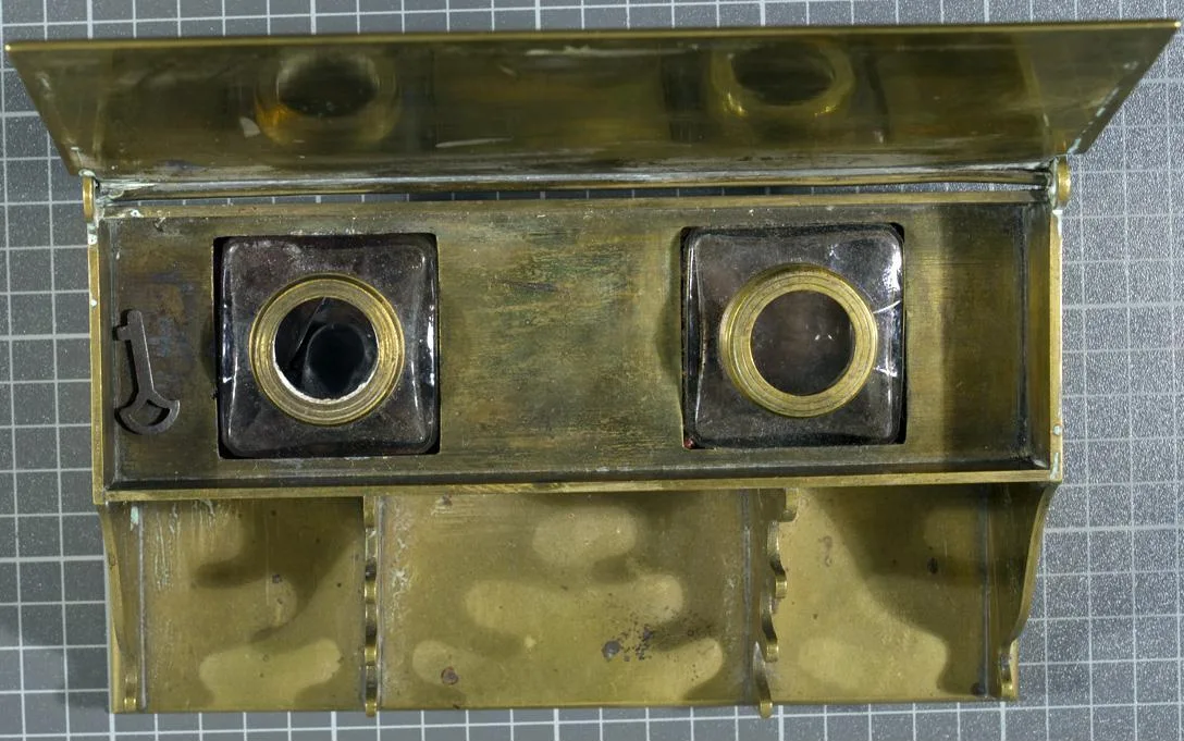 Inkwell, inscribed "Royal Engineers" — تصویر رکورد یوروپیانا