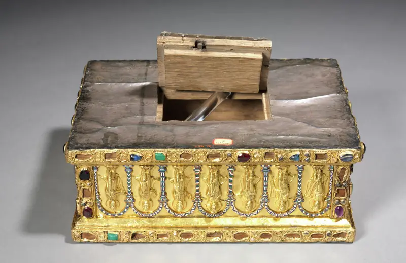 Trap door for the Portable Altar of Countess Gertrude — تصویر رکورد موزهٔ هنر کلیولند (دسترسی آزاد)