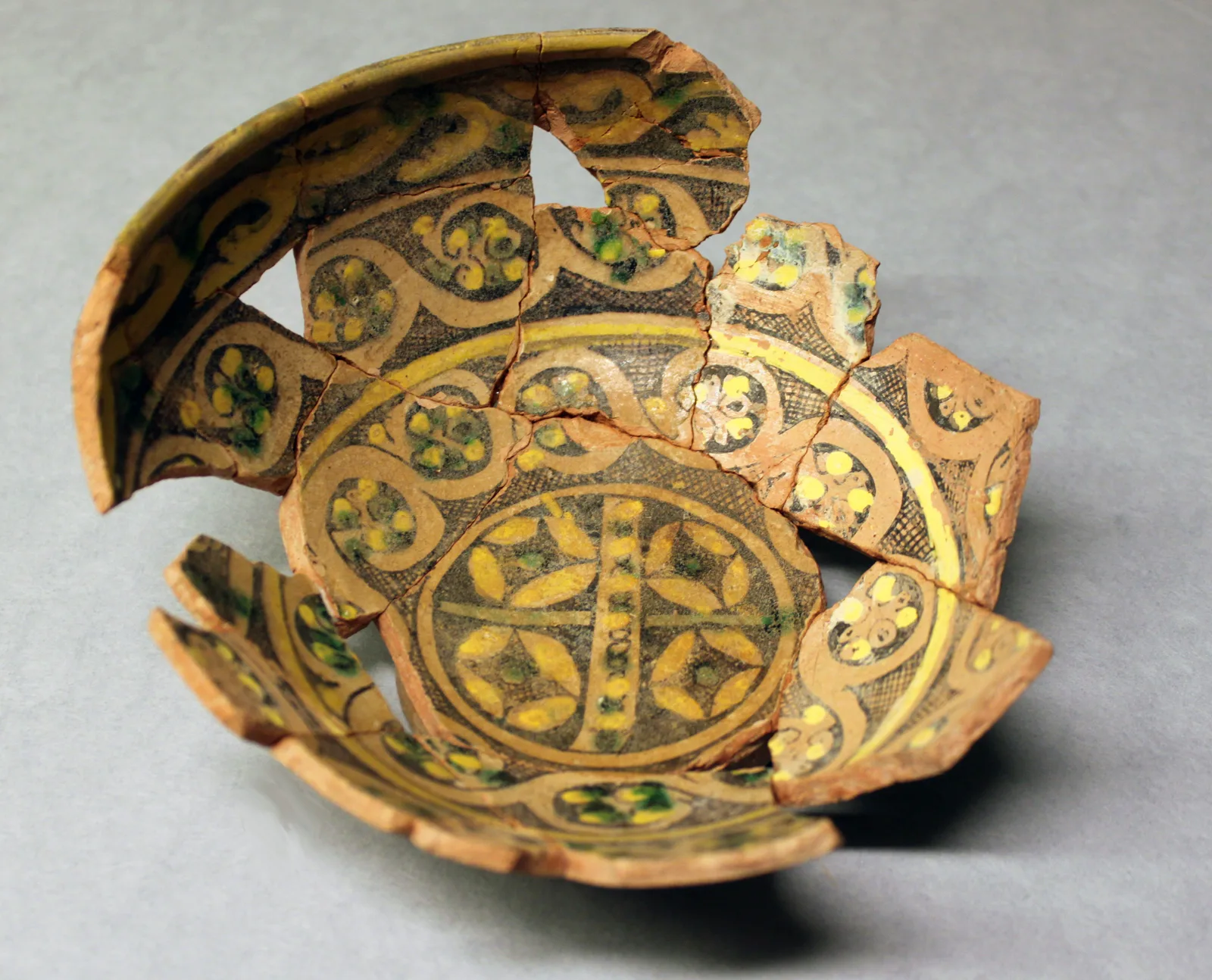 Bowl — تصویر رکورد موزهٔ متروپولیتن (دسترسی آزاد)