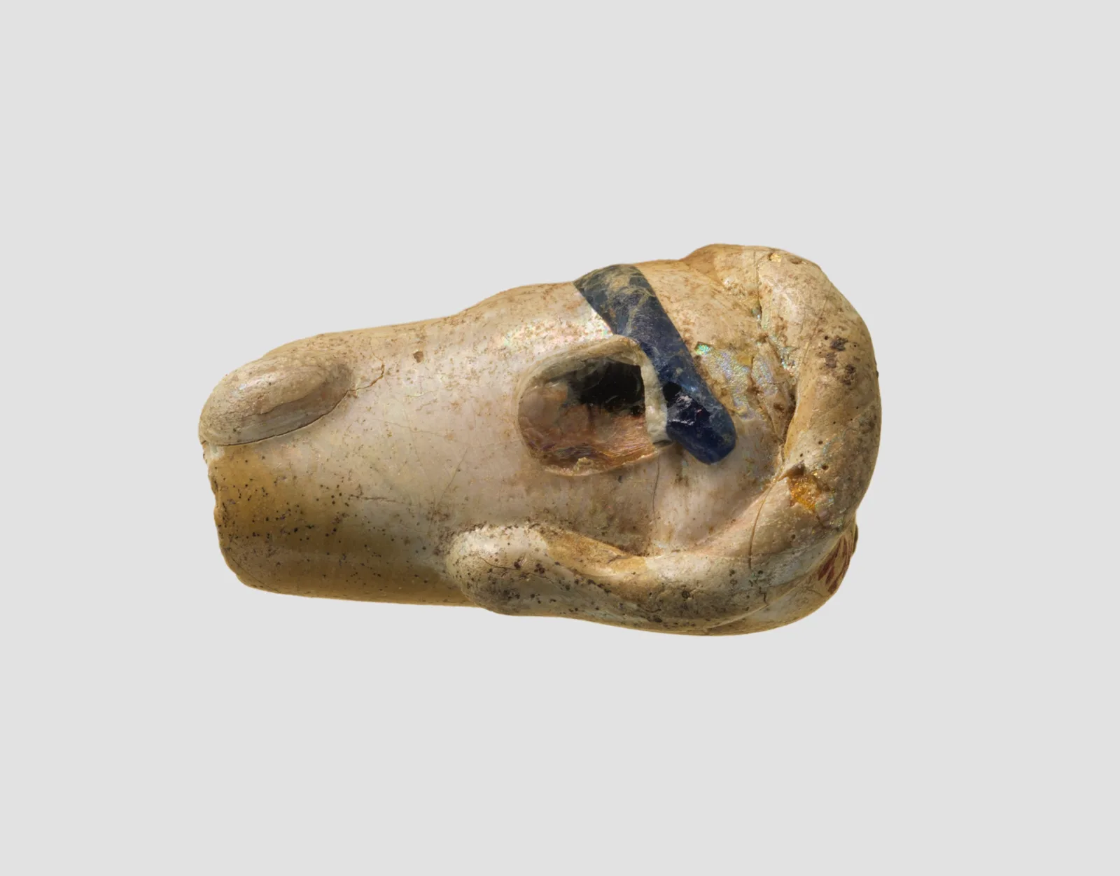 Bead — تصویر رکورد موزهٔ متروپولیتن (دسترسی آزاد)