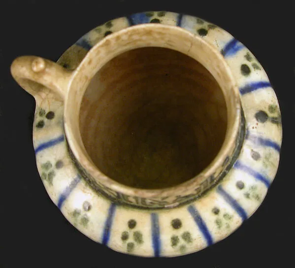 ابریق — نمای تکمیلی ثبتشده در رکورد موزه