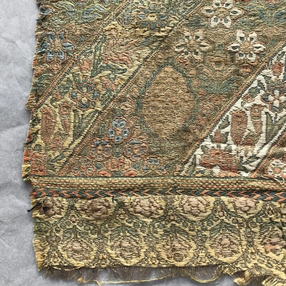 نمای تکمیلی همان اثر — شمارهٔ اموال 826-1876