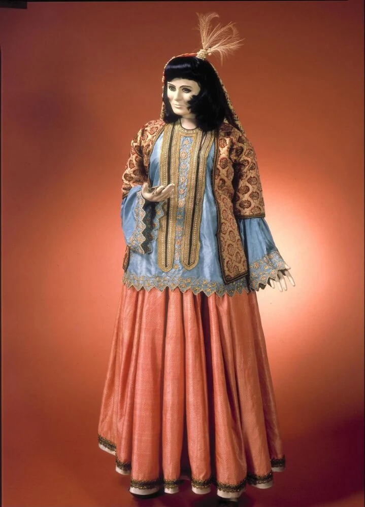 نمای تکمیلی همان اثر — شمارهٔ اموال T.57&A-1979