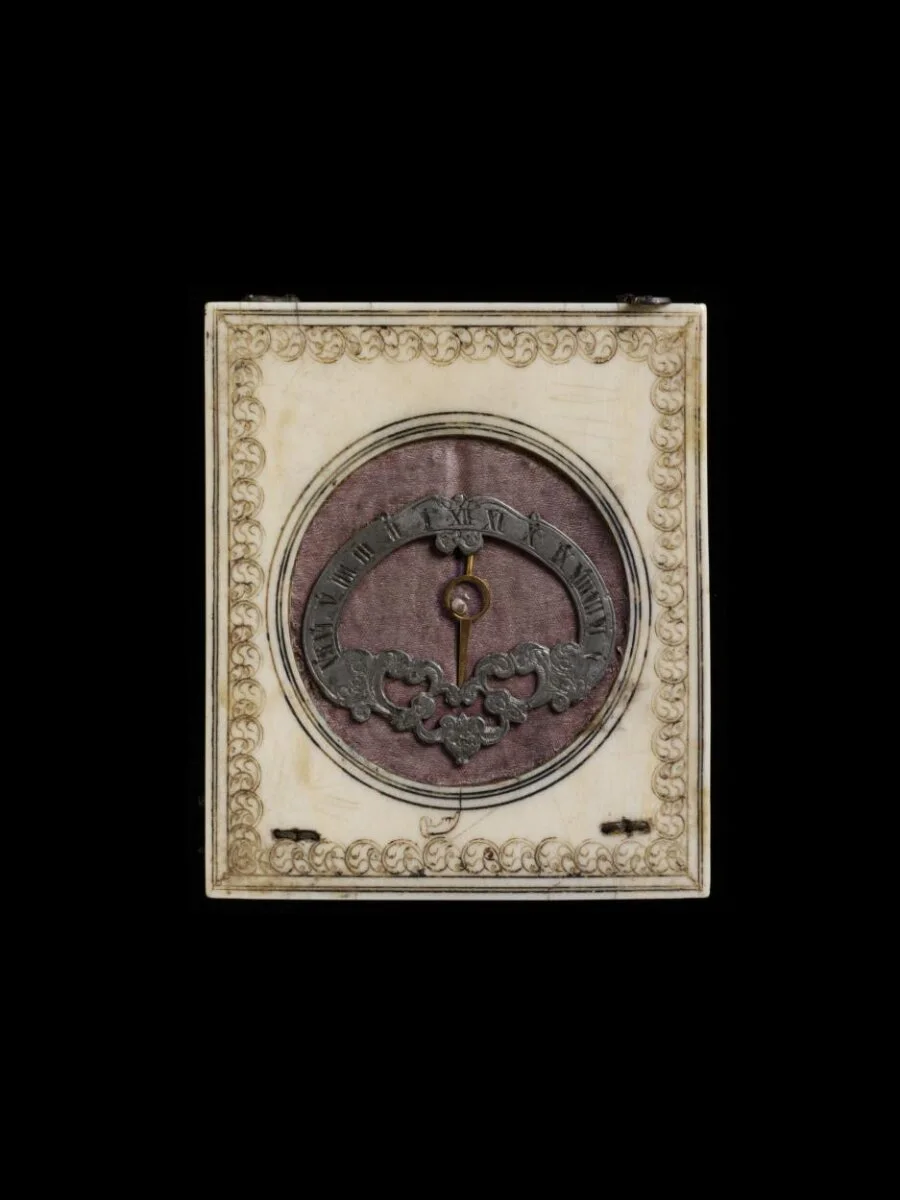 Sundial — تصویر رکورد موزهٔ ویکتوریا و آلبرت