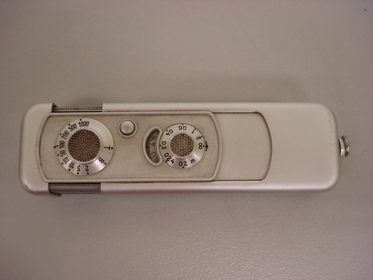 MINIATURE CAMERA MINOX II — تصویر رکورد یوروپیانا