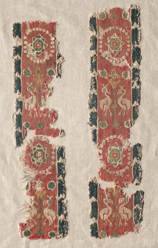 Fragmentary Band, Probably Part of a Clavus — تصویر رکورد موزهٔ هنر کلیولند (دسترسی آزاد)