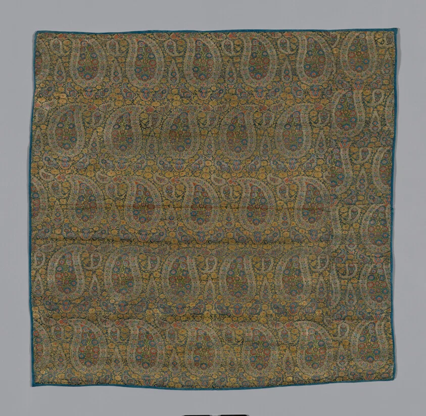 Fragment (Dress Fabric) — تصویر رکورد مؤسسهٔ هنر شیکاگو (دسترسی آزاد)