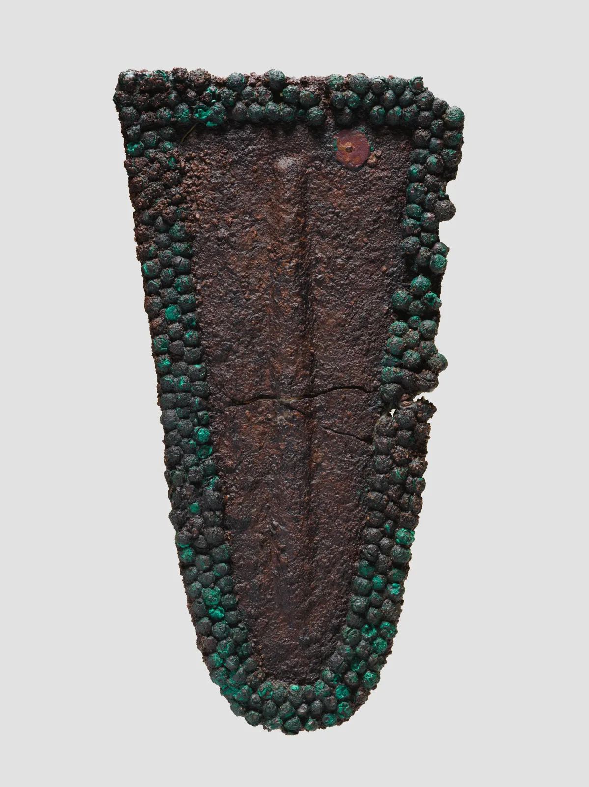 Clothing decoration or armor — تصویر رکورد موزهٔ متروپولیتن (دسترسی آزاد)