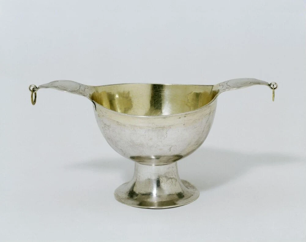 Cup — تصویر رکورد موزهٔ ویکتوریا و آلبرت