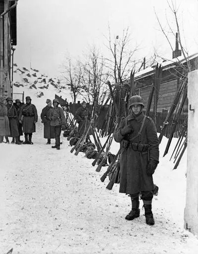 Military watch of Uusimaa region regiment in Helsinki Old Town — تصویر رکورد یوروپیانا