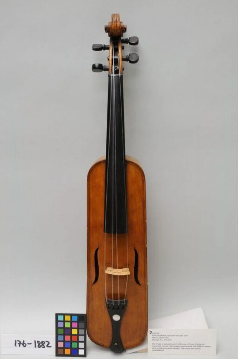 Violin — تصویر رکورد موزهٔ ویکتوریا و آلبرت