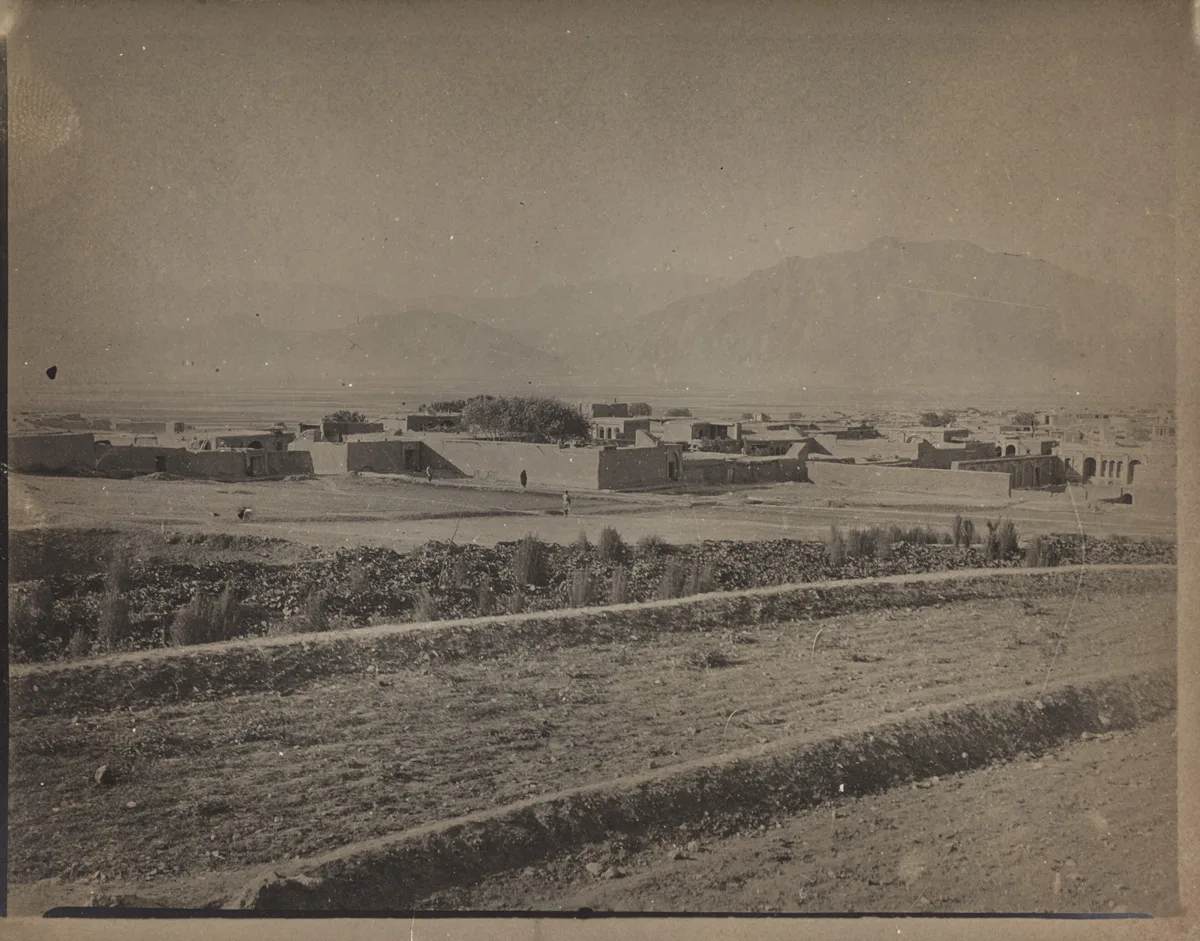 Road to Kermanschah (front Asian expedition 1906-1907 - 4 Persia 1907) — تصویر رکورد یوروپیانا
