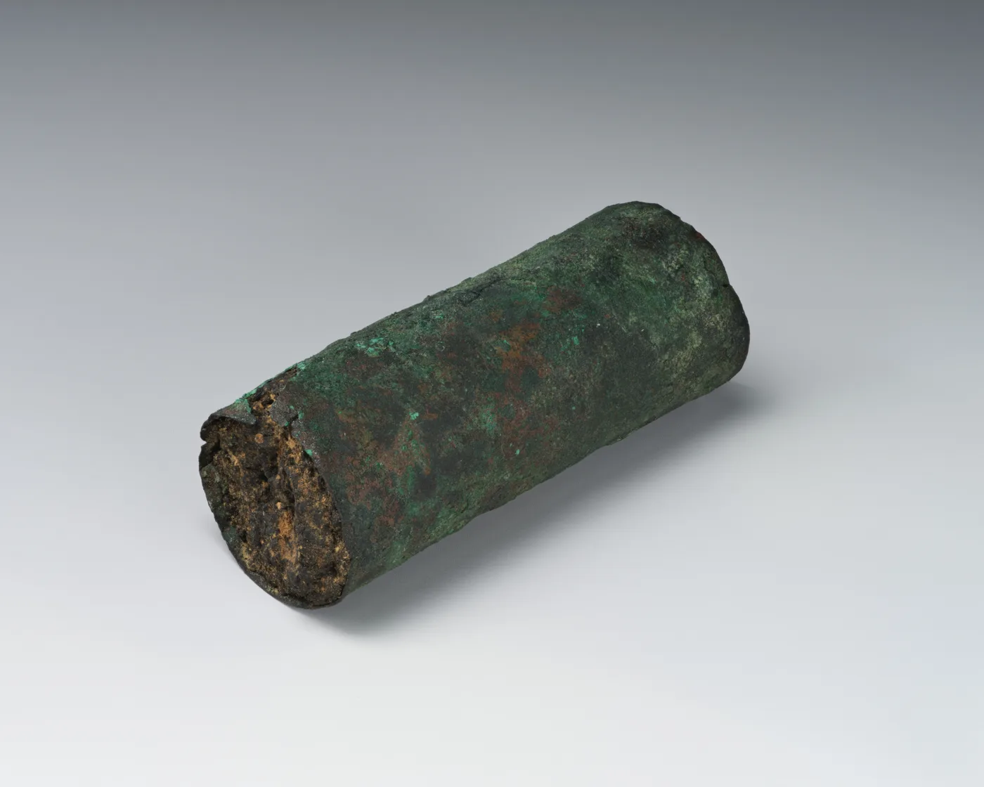 Amulet case — تصویر رکورد موزهٔ متروپولیتن (دسترسی آزاد)