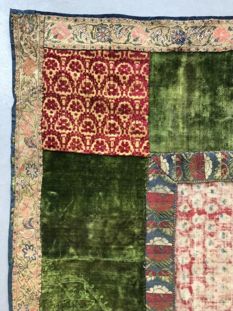نمای تکمیلی همان اثر — شمارهٔ اموال CIRC.392-1927