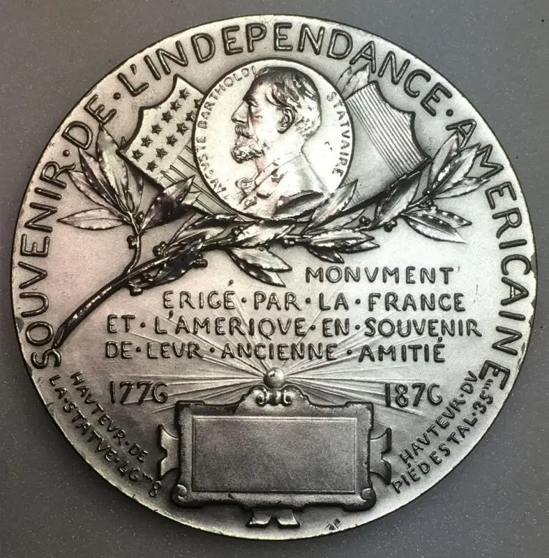 Medal: Medal (the Statue of Liberty) — تصویر رکورد موزهٔ ویکتوریا و آلبرت