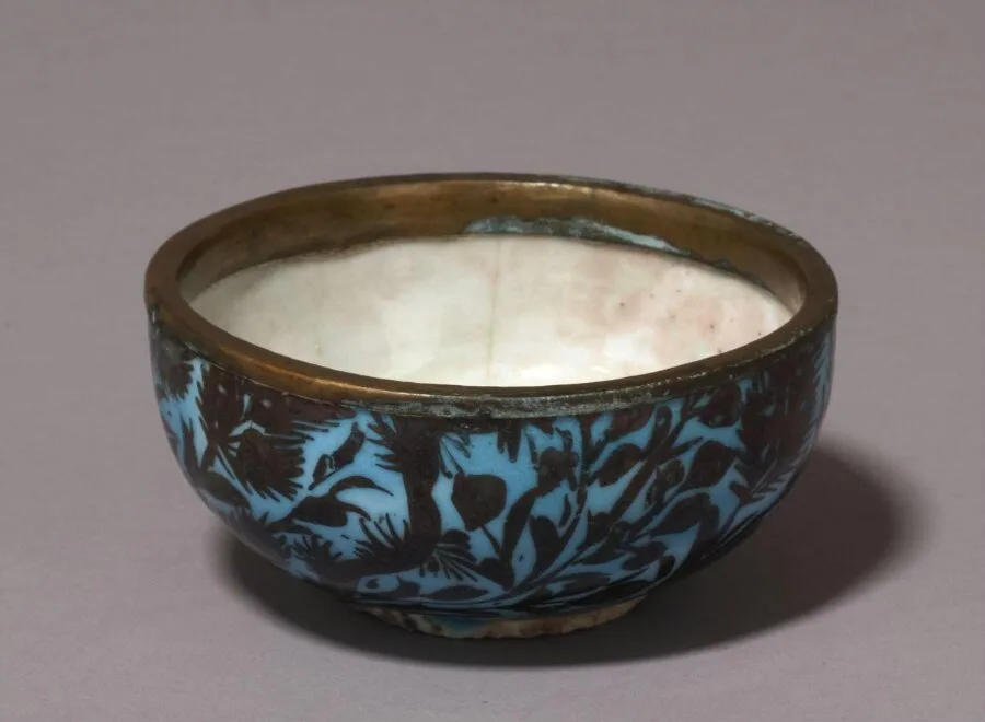 Bowl — تصویر رکورد موزهٔ ویکتوریا و آلبرت