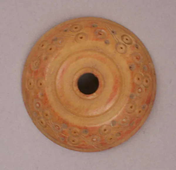 Button or Bead — تصویر رکورد موزهٔ متروپولیتن (دسترسی آزاد)
