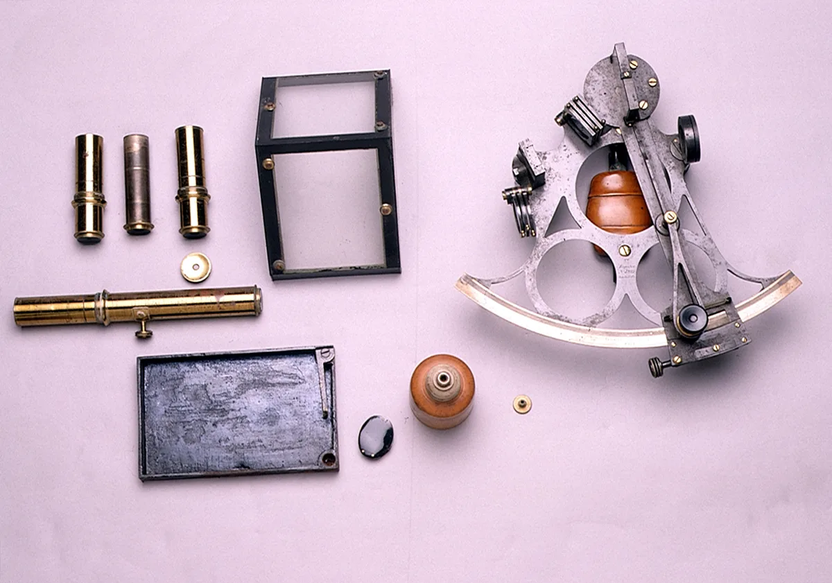 Dennis's Lunar Sextant — تصویر رکورد یوروپیانا