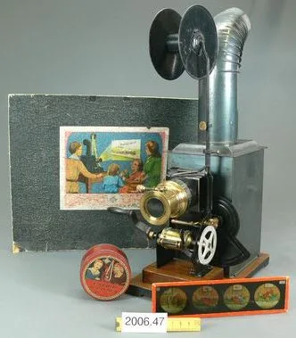 Kinematograph & Kinematographen-Zubehör & Laterna Magica & Laterna-Magica-Zubehör — تصویر رکورد یوروپیانا