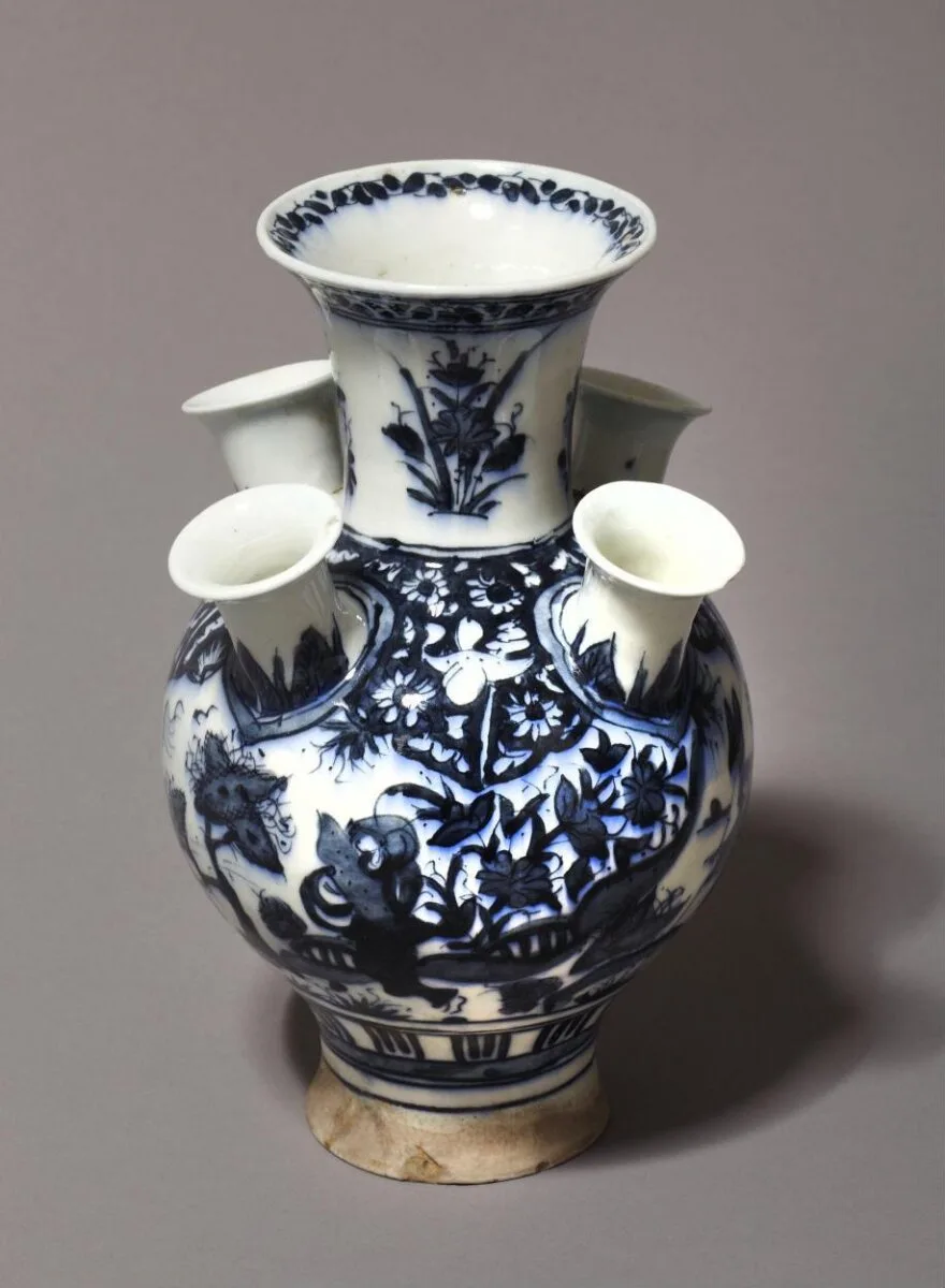 Vase — تصویر رکورد موزهٔ ویکتوریا و آلبرت