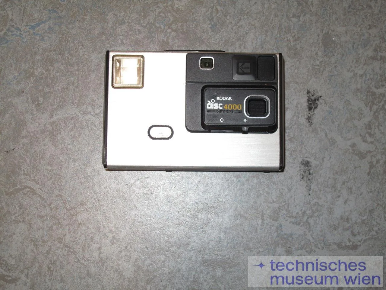 Pocketkamera Kodak Disc 4000 Camera — تصویر رکورد یوروپیانا