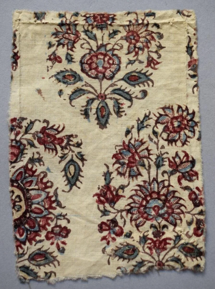 Dress fabric — تصویر رکورد موزهٔ ویکتوریا و آلبرت
