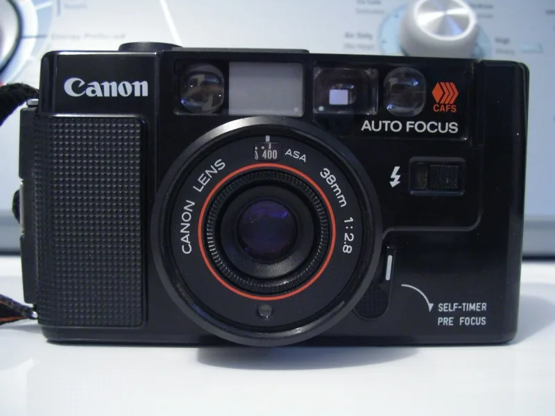 Canon AF35M — تصویر رکورد ویکیداده