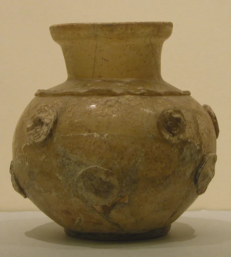 Vase with Five Discs — تصویر رکورد ویکی‌داده